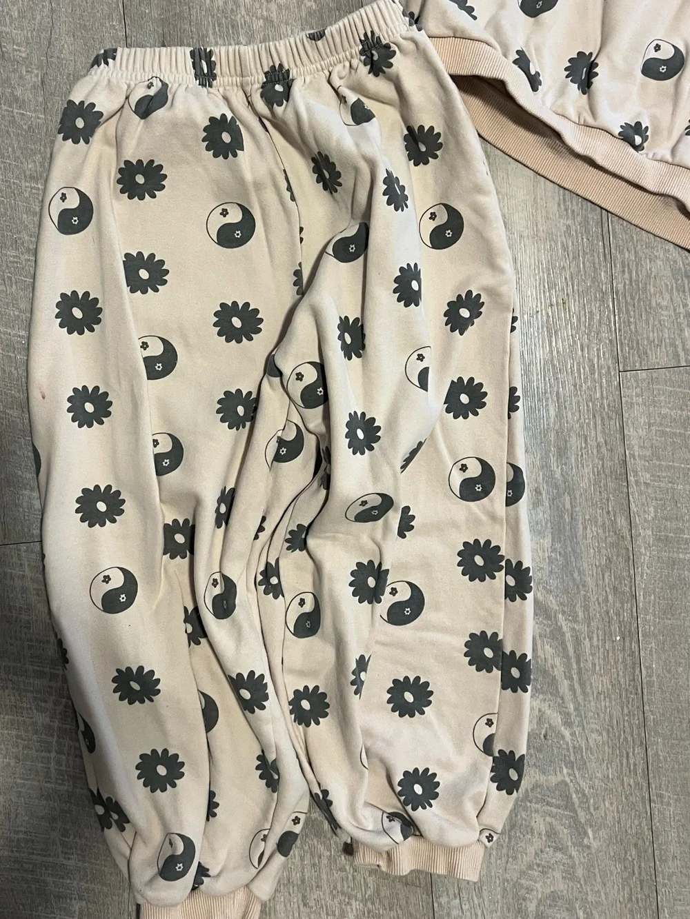 Indy & Pippa Yin Yang & Daisy Kids Set Size 6T